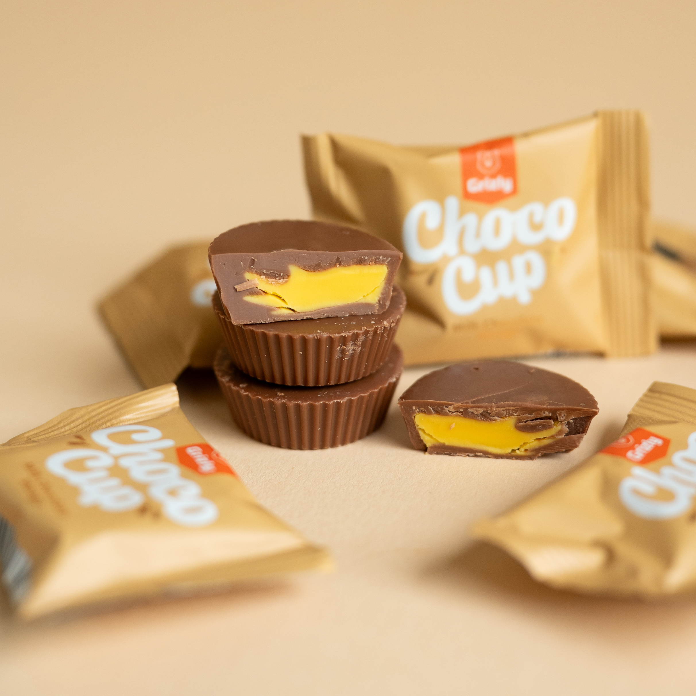 Mini-Waffelhörnchen mit Zartbitterschokolade
